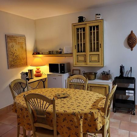 La Chouette De Camargue Apartment Aigues-Mortes Exterior photo
